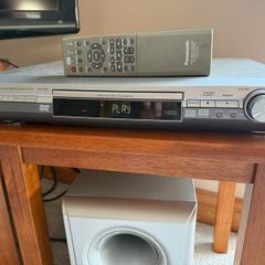 Panasonic SA-HT520 DVD Home Theatre + Subwoofer & Remote