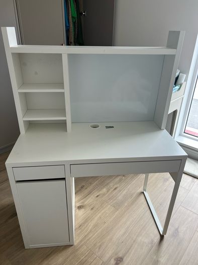 MICKE desk white with high add on unit