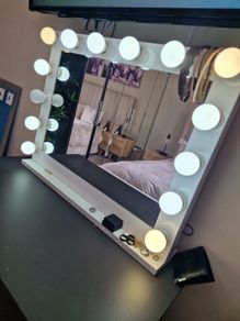 Hollywood vanity mirror