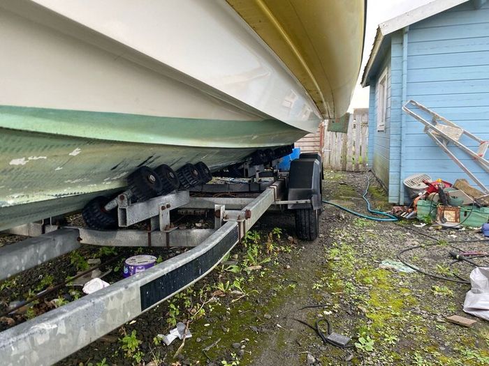 3200kg twin axle boat trailer