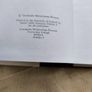 Leabhar Sheain i Chonaill le Seamus O Duilearga 1977 hardback with dustcover in good condition with some signs of wear on the dustcover see photos FREE STANDARD POSTAGE INCLUDED Image 6