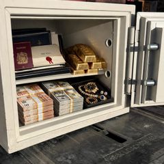Safe, Vault, Strongbox