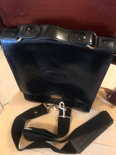 Across  Body / Shoulder Leather Bag