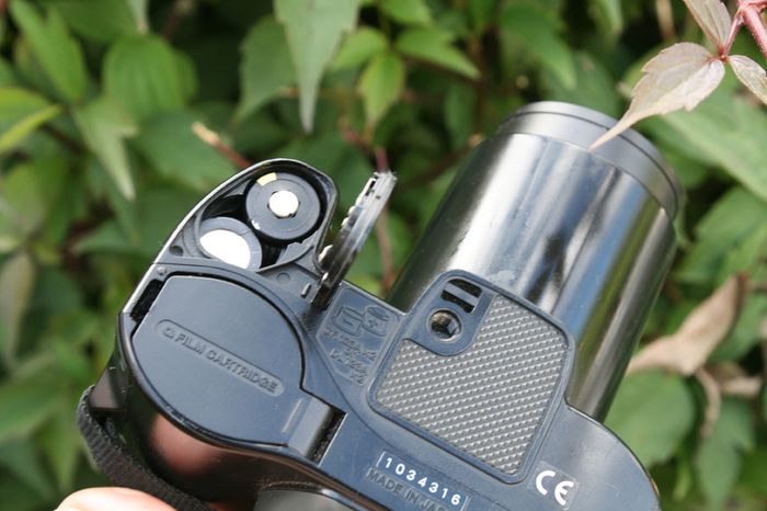 Camera Olympus Centurion S Film mid-Roll Change 25-100 Zoom Flash