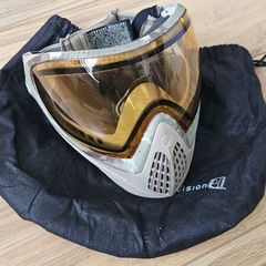 DYE i4 paintball mask.