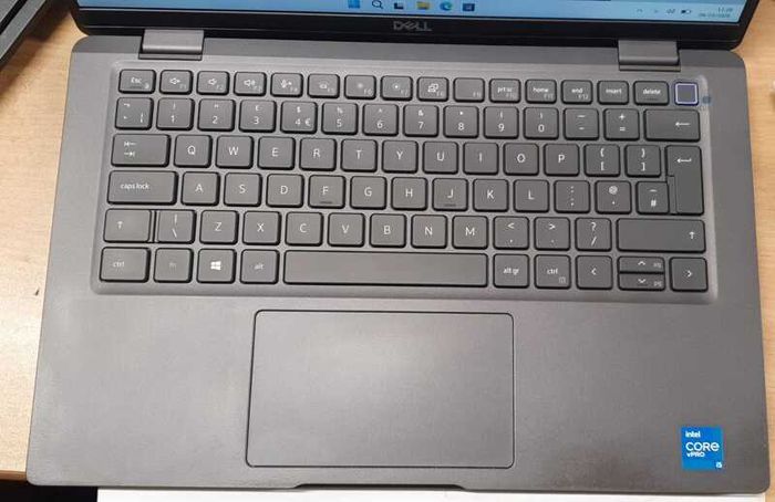 Dell Latitude 7420 | i5 11th Gen | 8GB RAM | 256GB NVMe