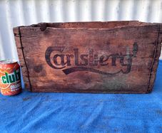 Old Carlsberg wooden crate