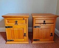 set of bedside lockers