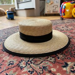 hat