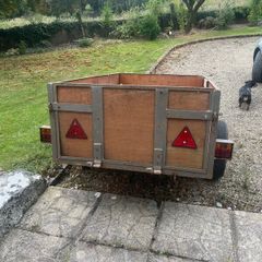 Car trailer