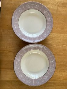 2 Arklow Belvedere Bowls