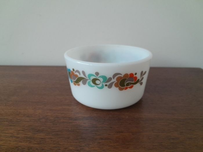 Mid Century JAJ Pyrex Condiment Bowl