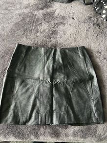 Leather skirt(faux)