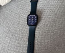 Apple Watch Series 7