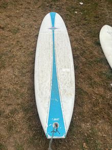 7'10 surfboard