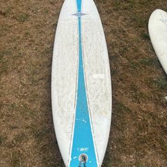 7'10 surfboard