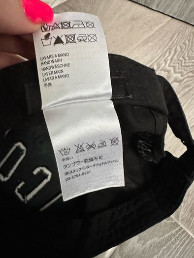 BNWT Black Cap