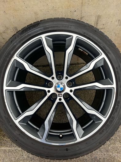 Genuine BMW Style 699M 20" Alloys & Tyres - Like New