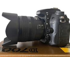 Nikon D7000 Camera and 18-70mm Lens