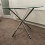 Round glass top table Image 2