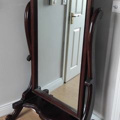 antique style mirror