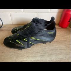 nike mercurial football boots size 42