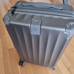 20inch carry-on suitcase