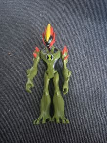 Ben 10 biode DNA alien four inches