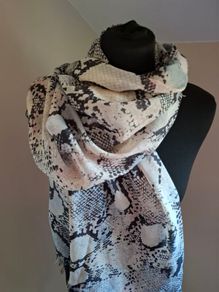 scarf