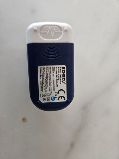 pulse oximeter, working perfect.postage available