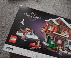LEGO Christmas/ Winter Village Lodge