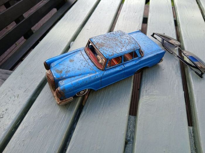 Tinplate Mercedes