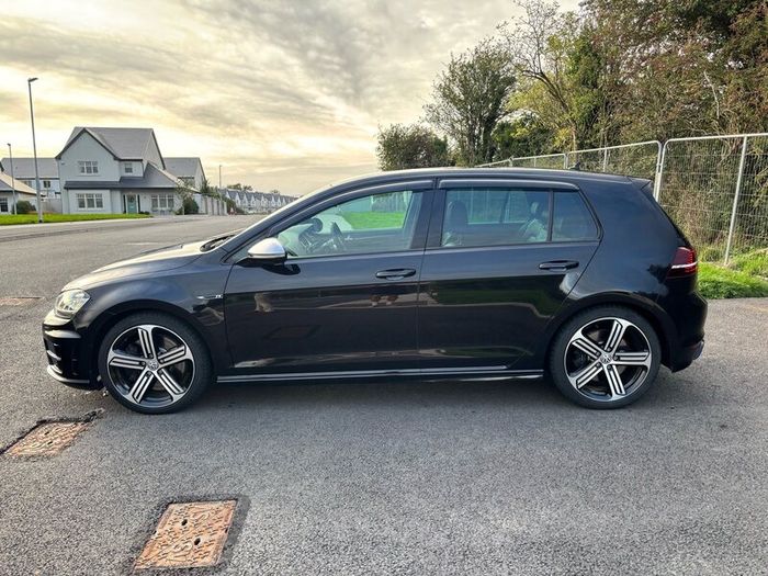 2014 Volkswagen Golf R