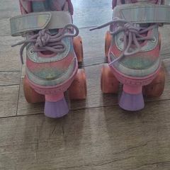 Skates