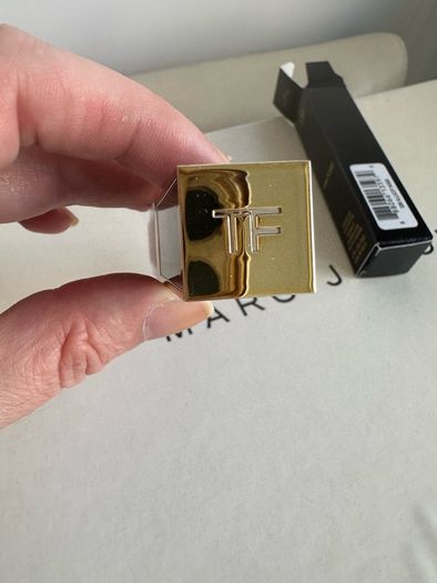 Tom Ford  liquid lip luxe