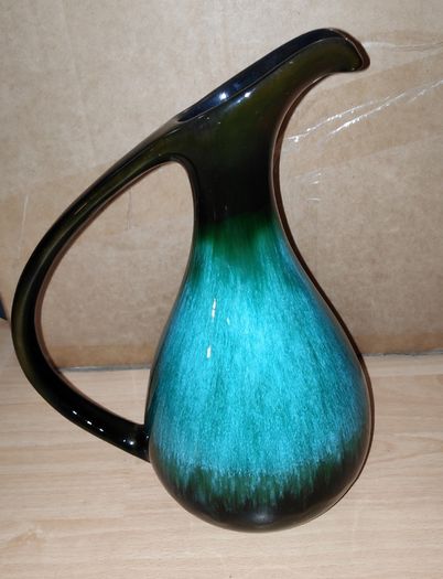 Vintage Blue Mountain Pottery large Ewer/Pitcher H 26 cm