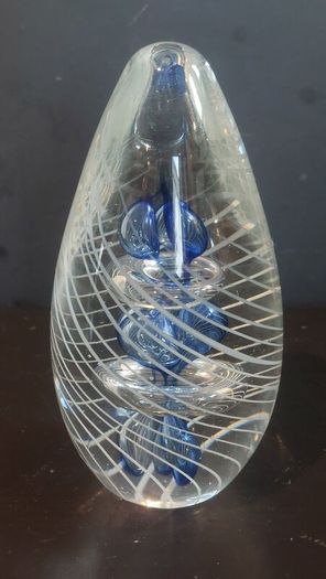 Fabulous Vintage Retro Large Art Glass Hand-Blown Teardrop Ovoid-Shaped  Paperweight with a Stunning Intricate Pattern in Blue, Clear and Opaque White Glass