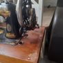 singer sewing machine Image 4