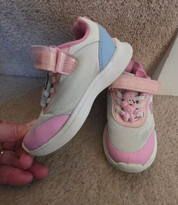Free footwear