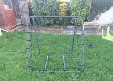 football rebounder