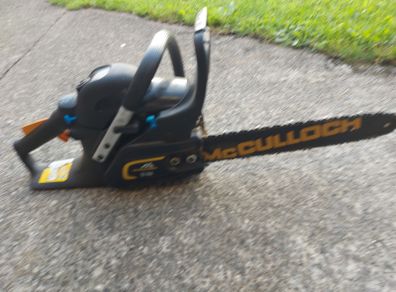 McCulloch Petrol Chainsaw in excellent condition