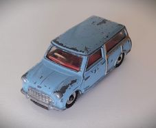 Diecast Vintage Dinky Toys Austin Se7en Countryman - Fair to Good Original Condition/No Box