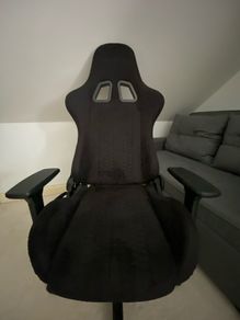 Gaming chair