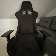 Gaming chair
