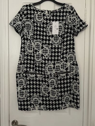 Tunic Dress Black n White BNWT