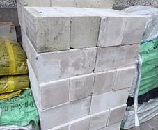 Aircrete Thermal Blocks (large) 52 left - collection only - HALF PRICE