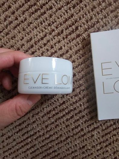 Brand New Eve Lom Cleanser 30ml + 5ml sample size + face cloth