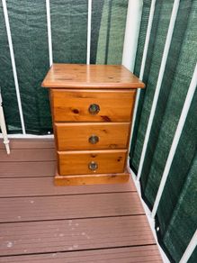 chest with drawers