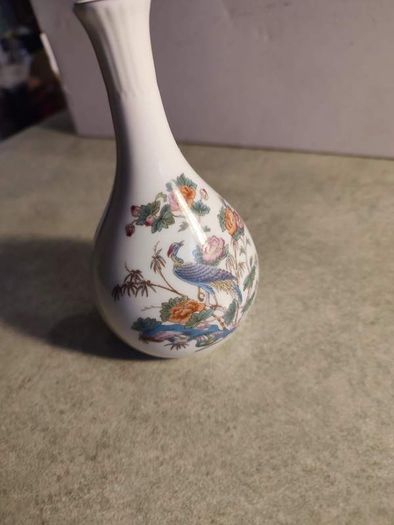 Wedgwood Kutani Crane Bone China Bud Vase Made in England