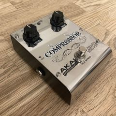 AKAI Professional Compressor Guitar Pedal  Excellent Condition